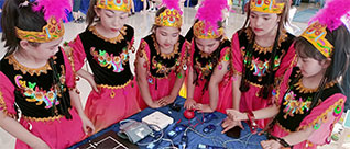 ‌數字實驗紅勝火，科(kē)教大潮綠如藍——DIS春季服務(wù)系列專題活動紀實